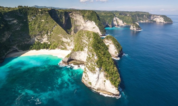 Pantai Kelingking Bali - Daya Tarik, Lokasi & Harga Tiket