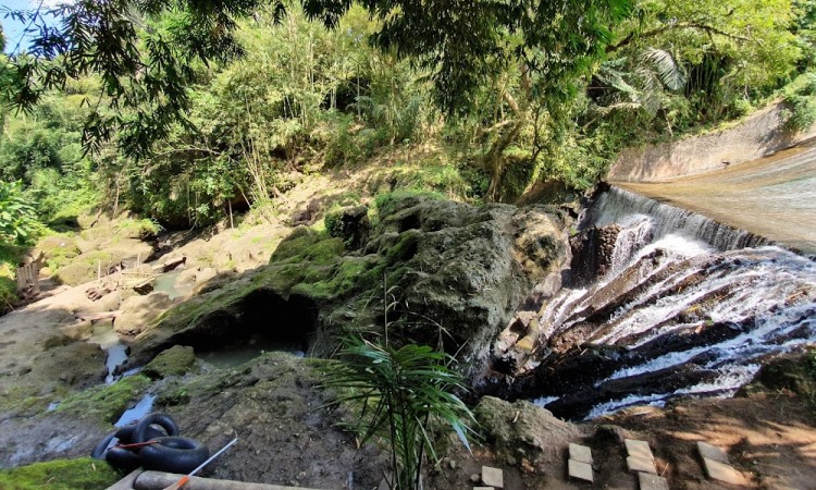 Wisata Air Terjun Bandung