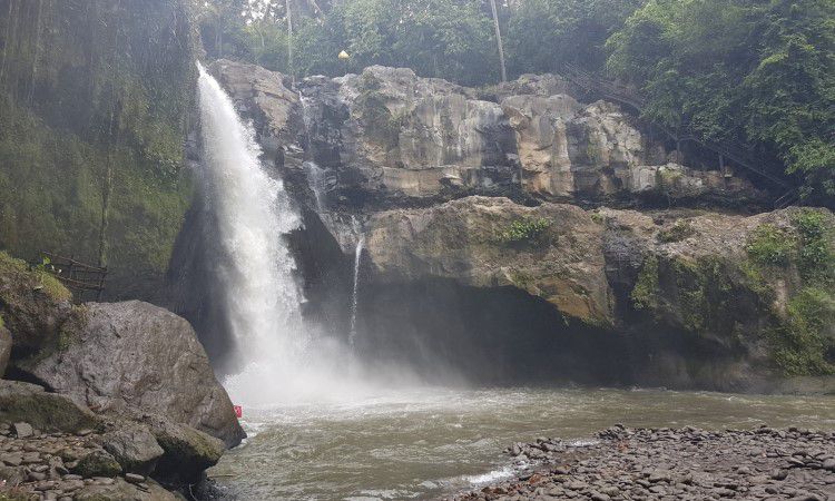 Daya Tarik Air Terjun Blangsinga
