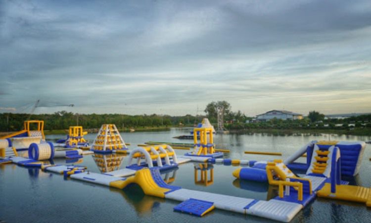 Daya Tarik Bali Wake Park & Aqualand
