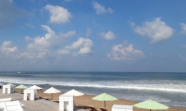 Fasilitas Pantai Batu Belig Bali