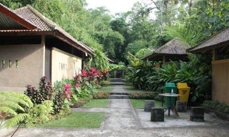 Fasilitas di Pemandian Air Panas Angseri