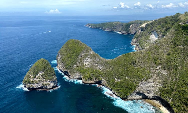 Pesona Paluang Cliff, Spot Tersembunyi di Nusa Penida Bali