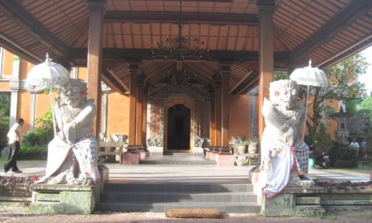 Fasilitas di Museum Arma Bali