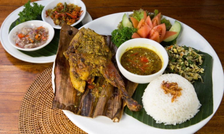 6 Makanan Khas Gianyar Bali yang Terkenal Lezat