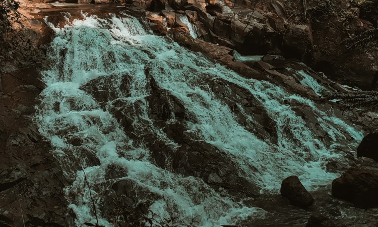 Alamat Air Terjun Goa Rang Reng