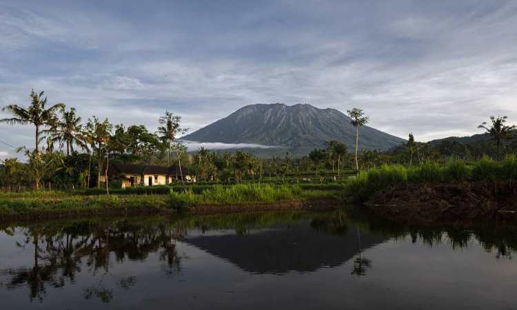 Biaya Mendaki Gunung Agung Bali