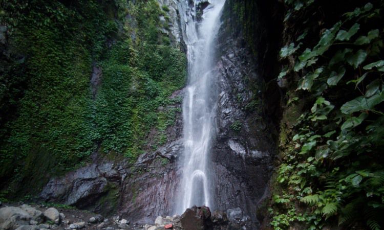 Fasilitas Air Terjun Yeh Mampeh