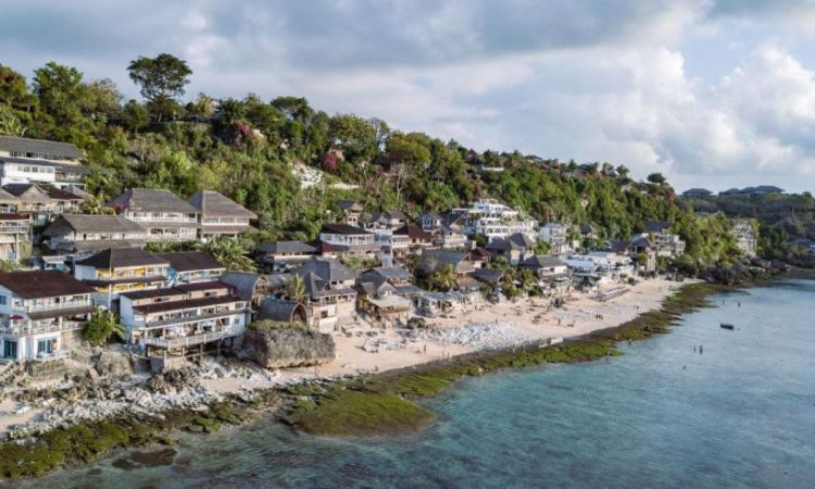 Pantai Bingin, Pantai Pasir Putih Menawan di Bali Selatan