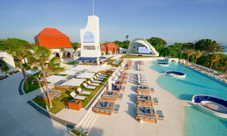 Daya Tarik Café Del Mar