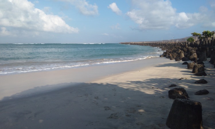 Daya Tarik Pantai Tuban