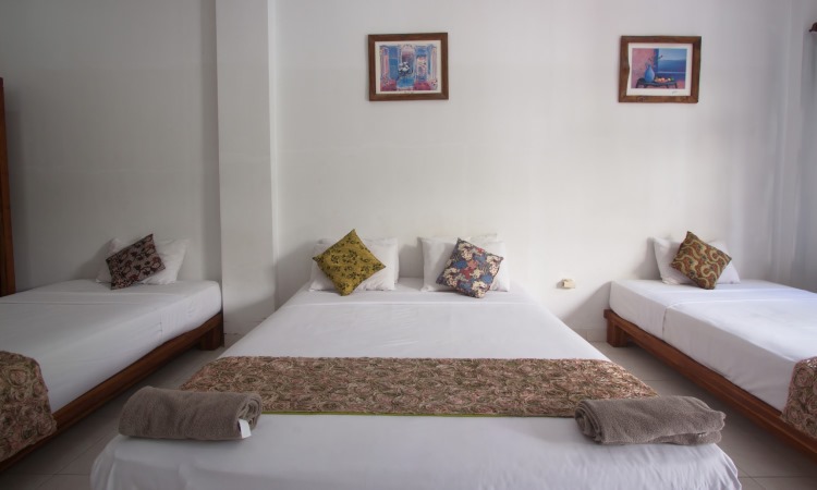 Penginapan Pantai Tuban