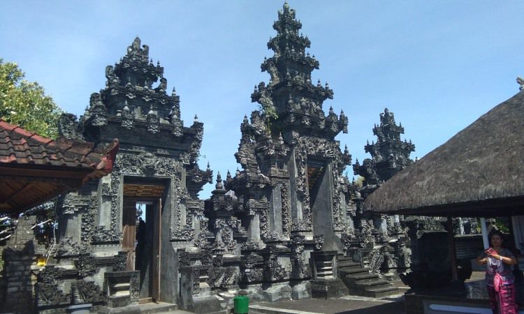 Aktivitas Lain Pura Geger Dalem Pemutih