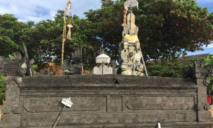 Tentang Candi Bentar