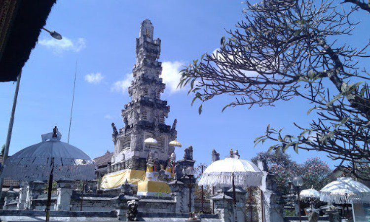 Daya Tarik Pura Agung Jagatnatha