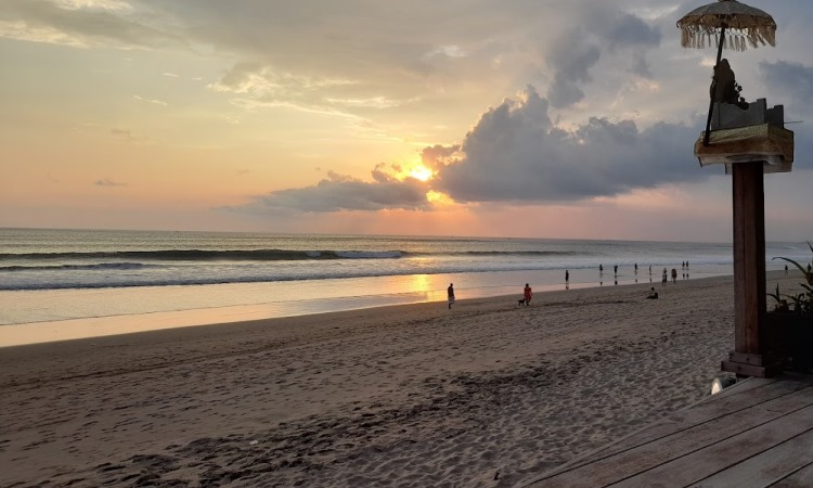 Daya Tarik Wisata Ku De Ta Bali