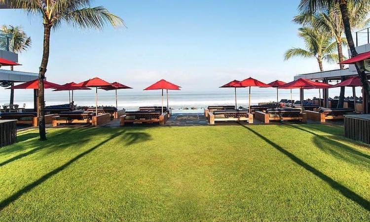 Ku De Ta, Resto Mewah dengan Pemandangan yang Eksotis di Bali
