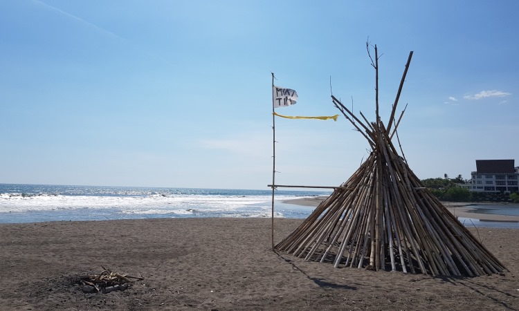 Daya Tarik Wisata Pantai Kayu Putih