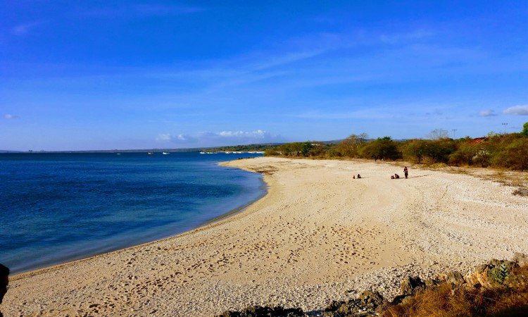 Daya Tarik Wisata Pantai Tablolong