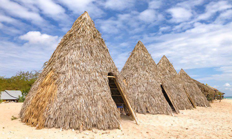 Harga Tiket Masuk Pantai Tablolong