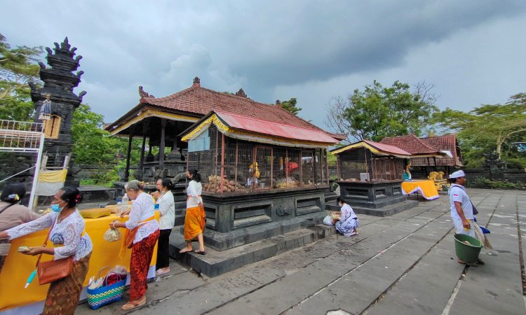 Ragam Aktivitas Menarik di Pura Segara Rupek