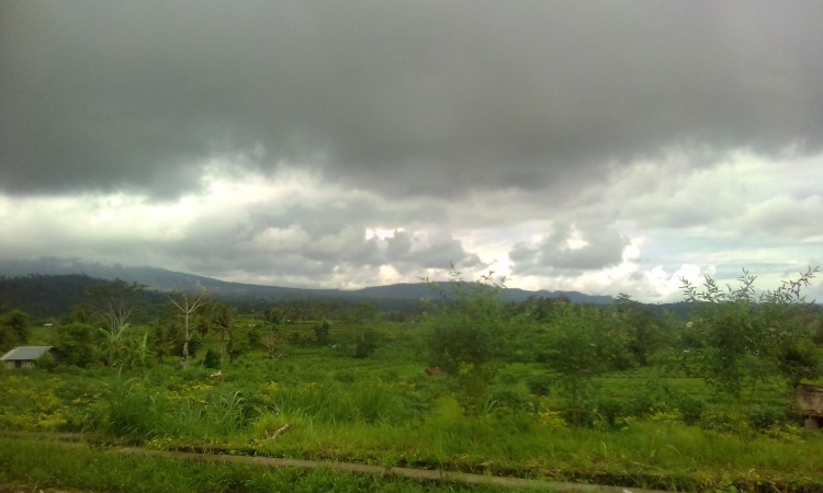 Bukit Asmara, Menikmati Panorama Alam Indah Sembari Kulineran di Karangasem