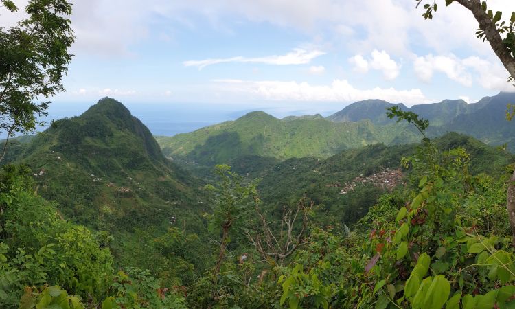 Lahangan Sweet, Objek Wisata Alam Hits & Kekinian di Karangasem