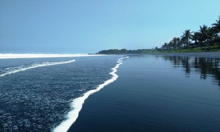 Pantai Kelanting