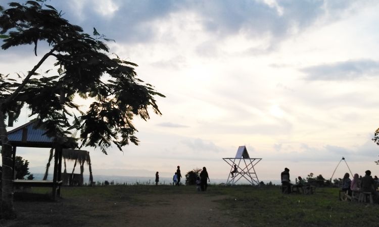 Aktivitas Dilakukan di Bukit Korea Dopang