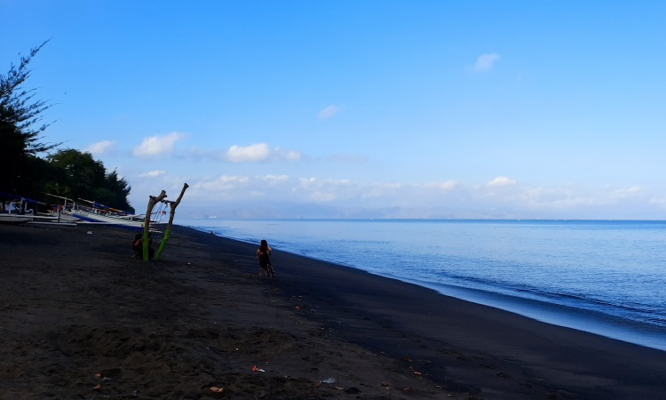 Aktivitas Dilakukan di Pantai Kuranji