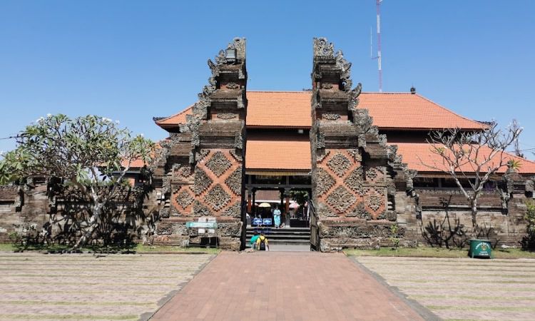 Aktivitas Menarik di Pura Puseh Batuan