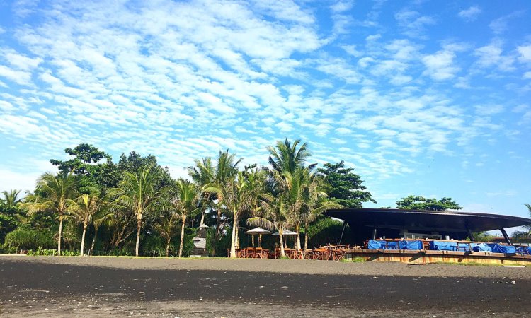 Alamat Pantai Keramas