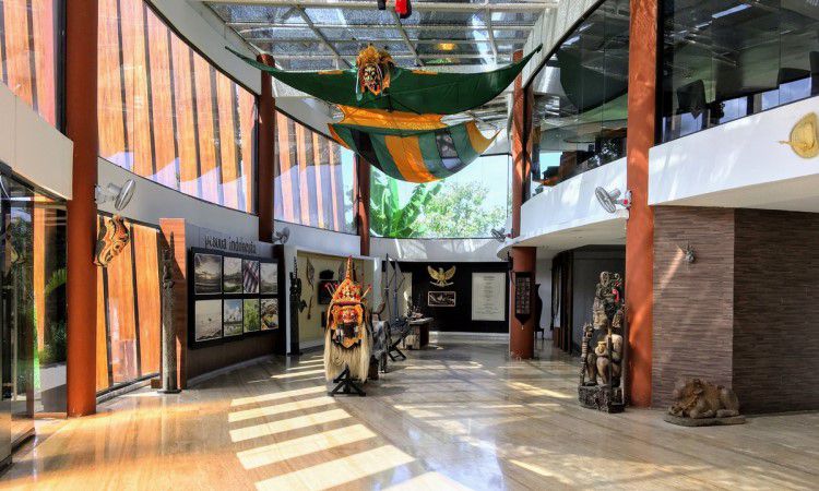 Daya Tarik di Taman Nusa Bali