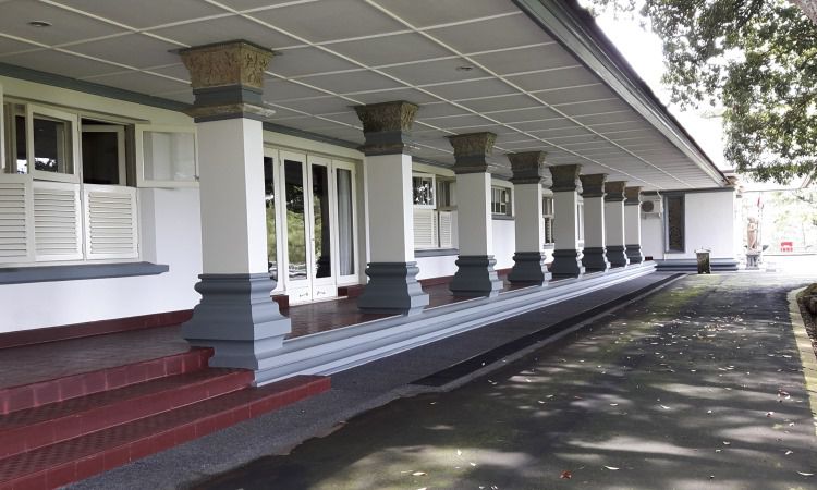 Fasilitas Wisata Istana Tampaksiring