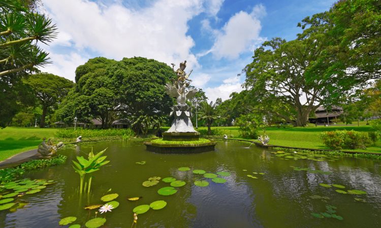 Istana Tampaksiring, Destinasi Wisata Sejarah Favorit di Gianyar