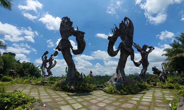 Taman Dedari Ubud, Resto Unik Perpaduan Seni & Keindahan Alam di Gianyar