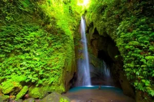 Daya Tarik Wisata Air Terjun Pengempu