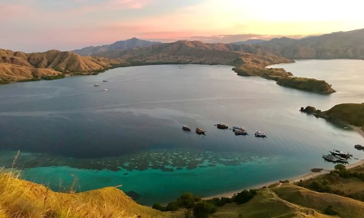 Gili Laba, Pulau Eksotis & Spot Favorit Pecinta Snorkeling di Labuan Bajo
