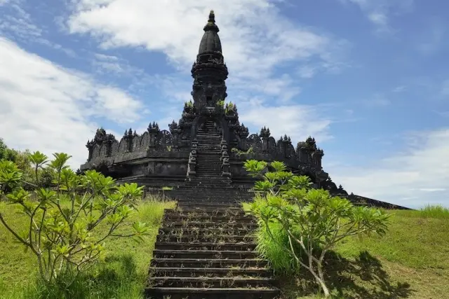 Monumen Perjuangan Taman Mumbul Bali