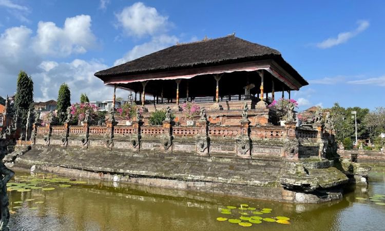 Daya Tarik Wisata Istana Klungkung