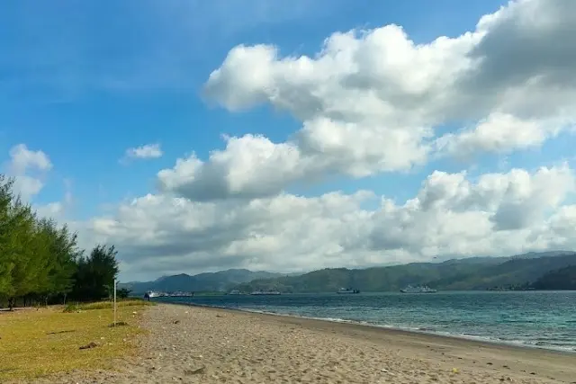 Pantai Cemare Lembar Lombok