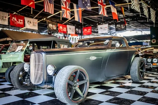 Aktivitas Menarik di Kebon Vintage Cars Bali