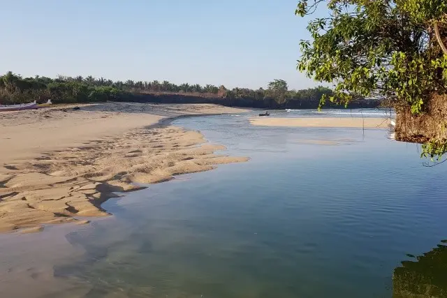 Aktivitas Seru Pantai Pero