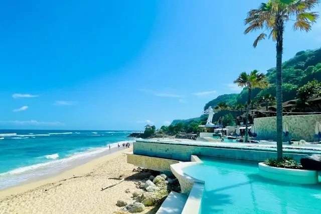 Alamat Tropical Temptation Beach Club