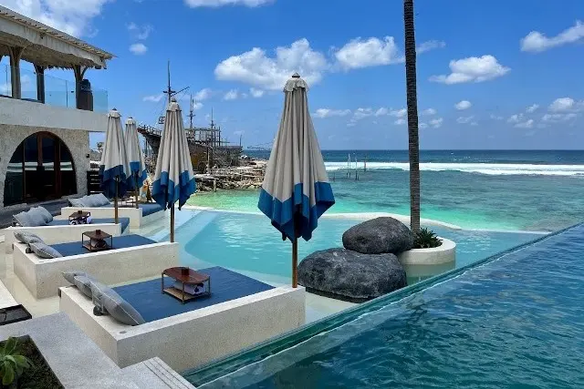 Fasilitas di Cattamaran Beach Club