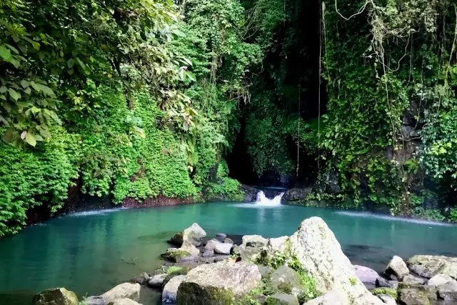 Aktivitas Blue Lagoon Sambangan