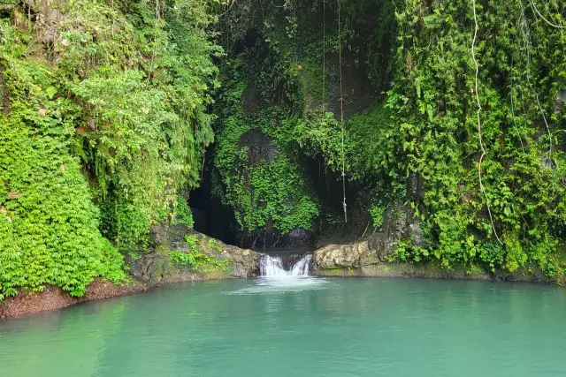 Daya Tarik Wisata Blue Lagoon Sambangan