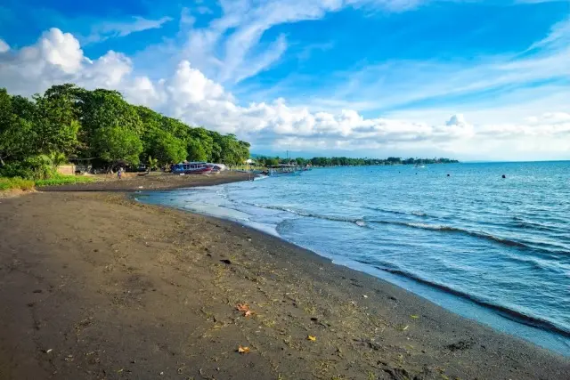 Pantai Lovina