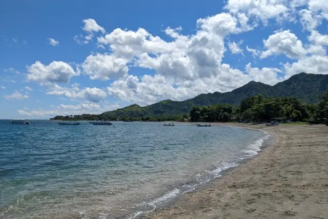 Pantai Pemuteran
