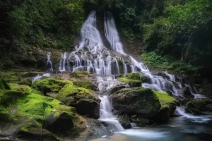 Daya Tarik Wisata Goa Giri Campuhan Waterfall